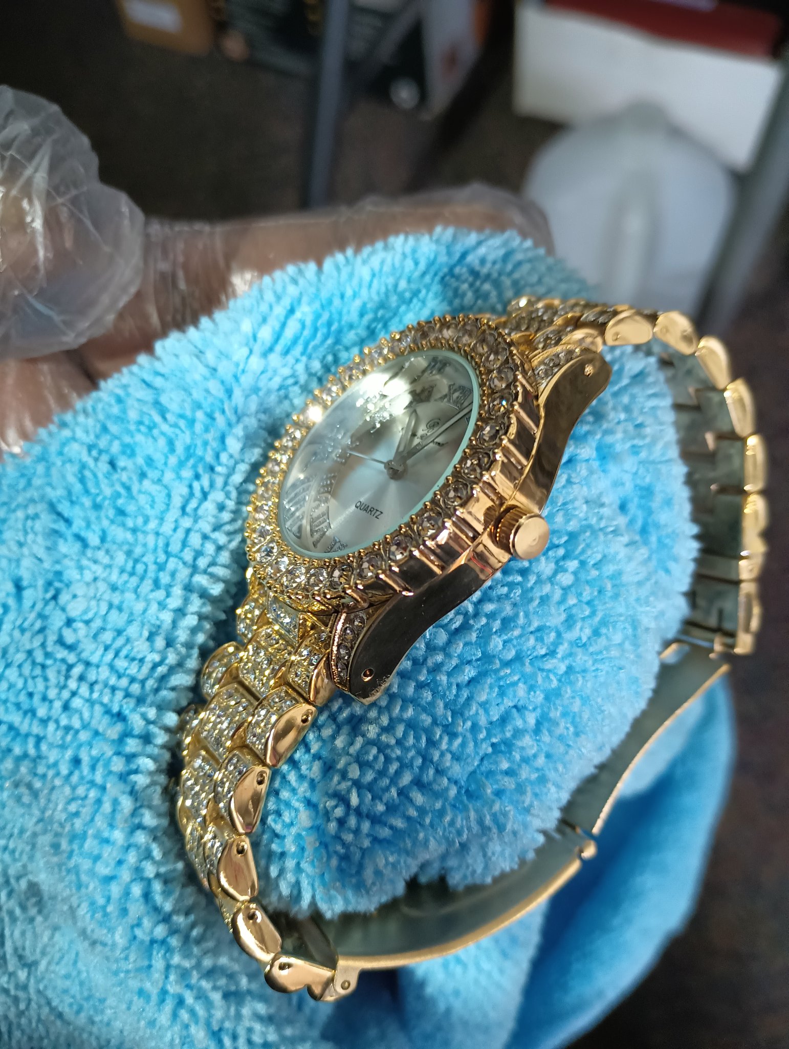 ChromeKarats gold plating work — Gold Diamond Quartz Watch
